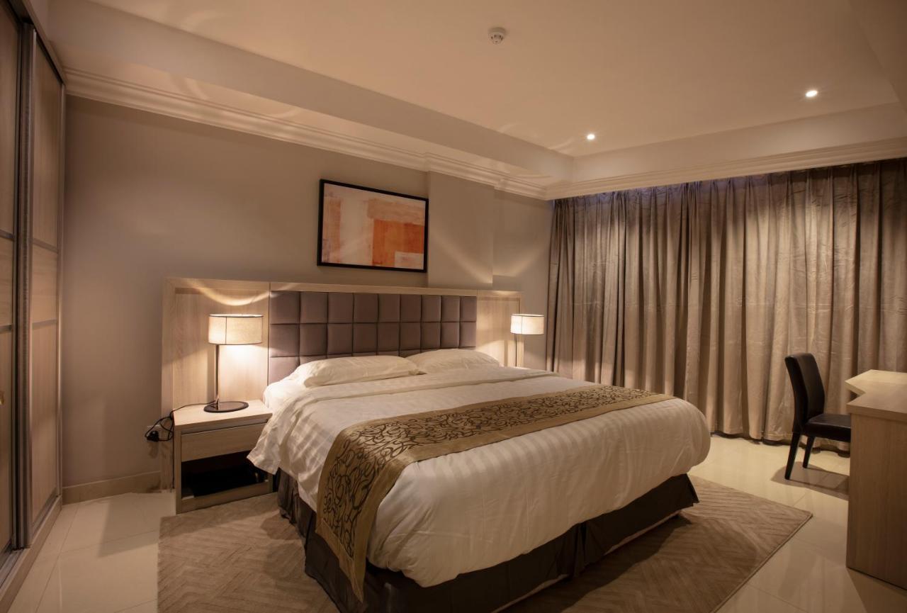 Somedays Hotel Suites Al-Hofuf Bagian luar foto