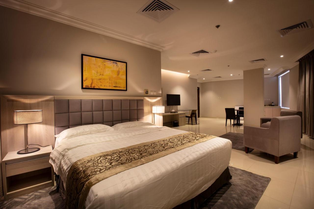 Somedays Hotel Suites Al-Hofuf Bagian luar foto